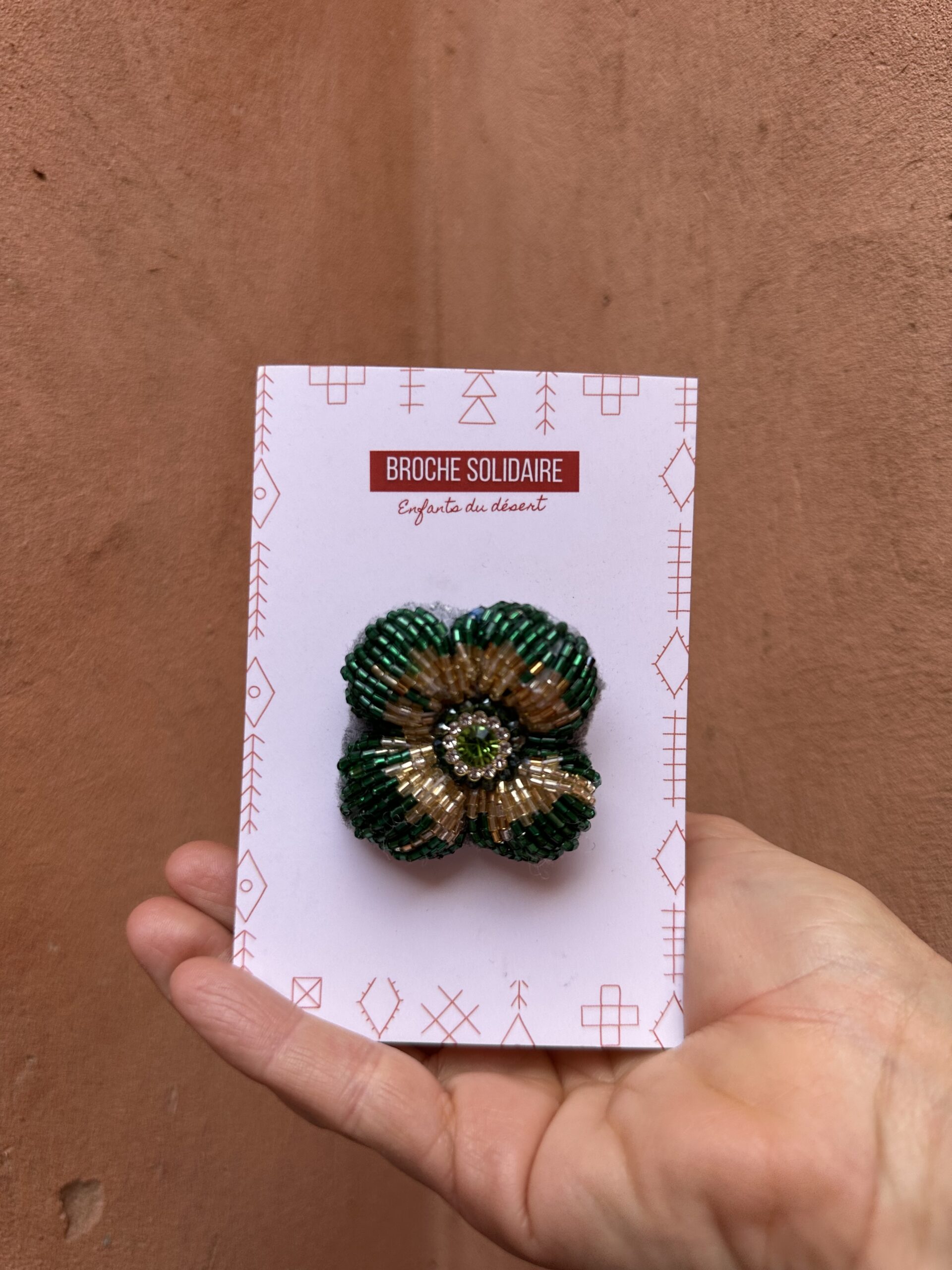 Broche en forme de fleur.
