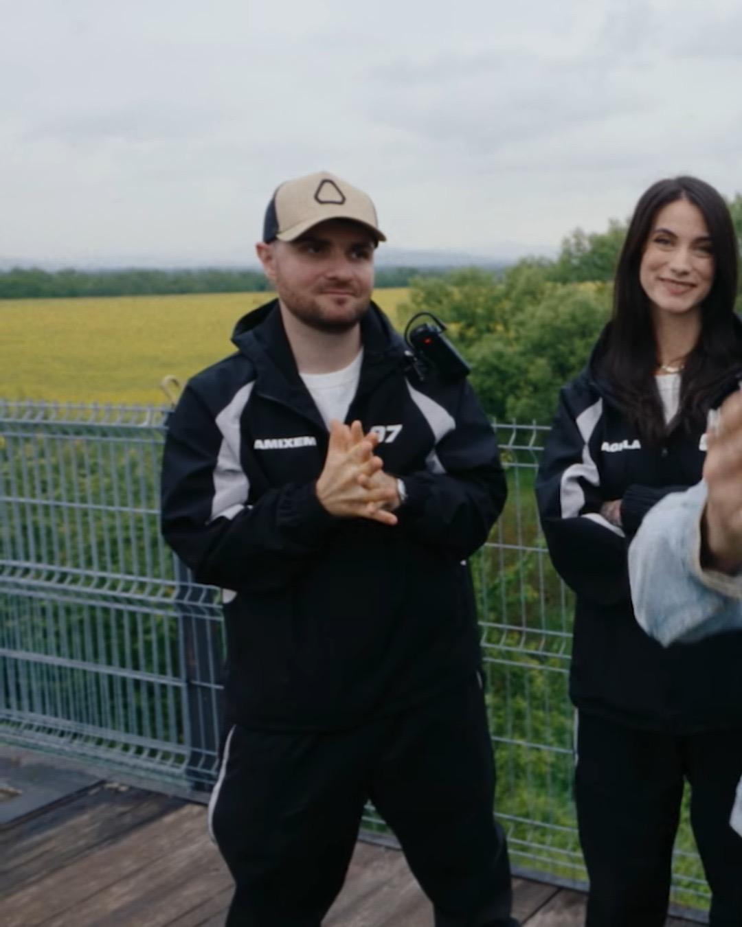 extrait de la vidéo stop the train de squeezie avec amixem